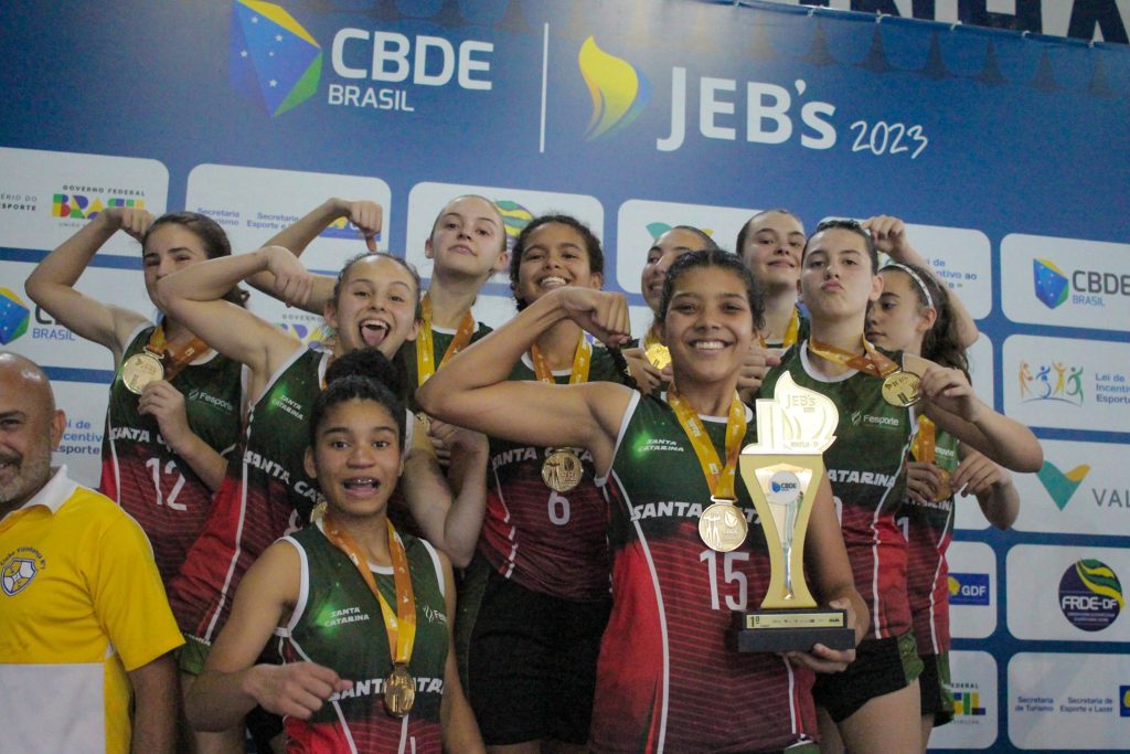 Disputas acirradas de medalhas marcam o último dia de competições do Xadrez  no JEB's 2023 – JEB´s